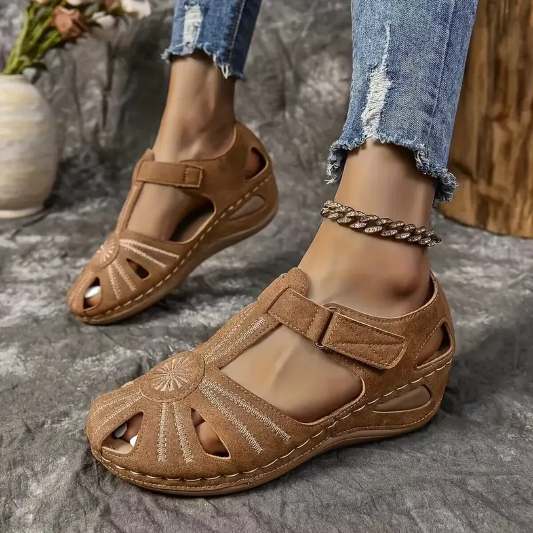 Airfleek Summer Floral Closed Toe Sandals For People With Bunions