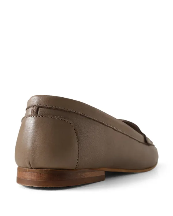 BUENO MARTHA FLAT SHOES