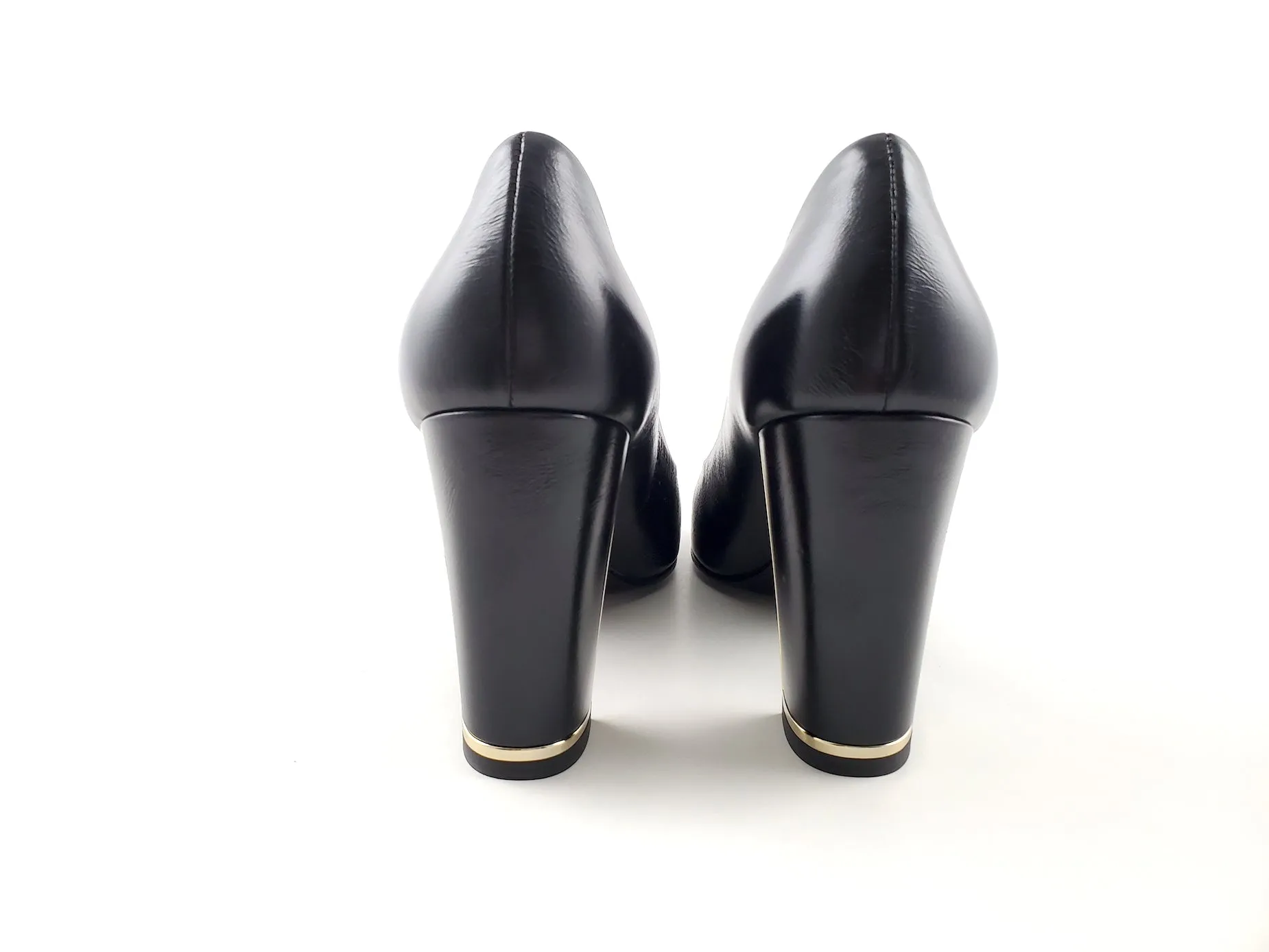 CHANEL CC Logo Round Toe Pumps 40