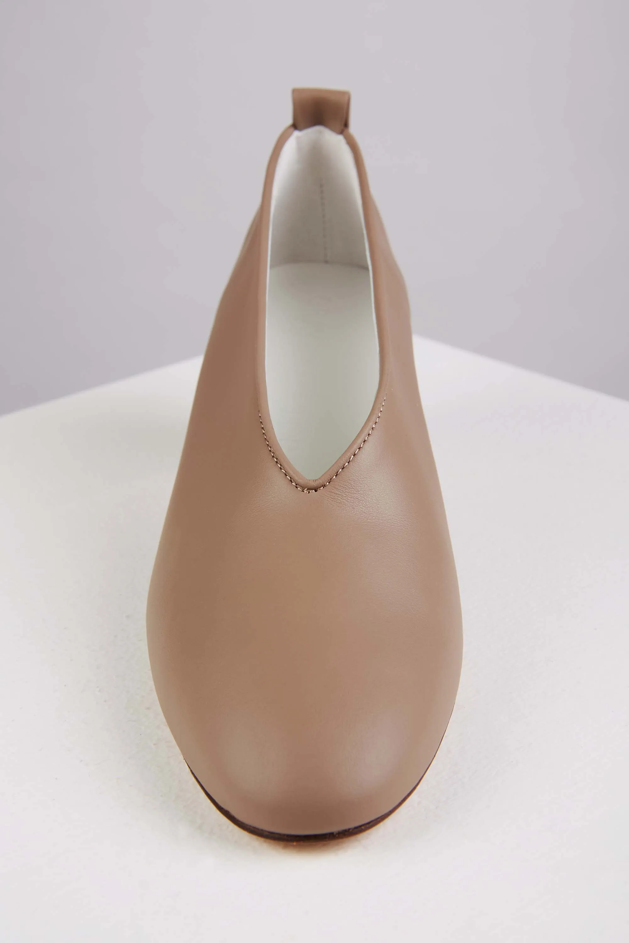 Mildred Classic in Taupe