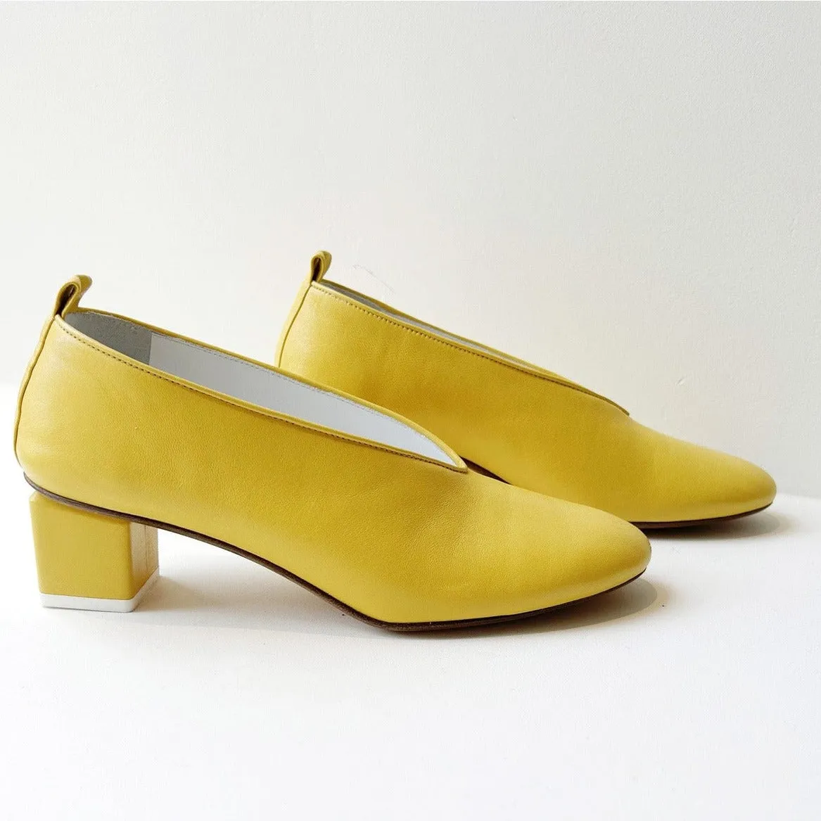 Mildred Classic Pumps