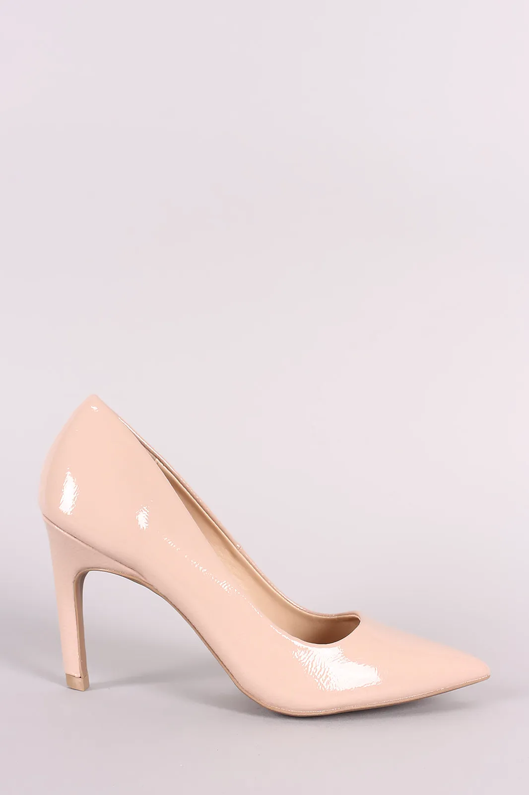 Qupid Crinkled Patent Pointy Toe Pump