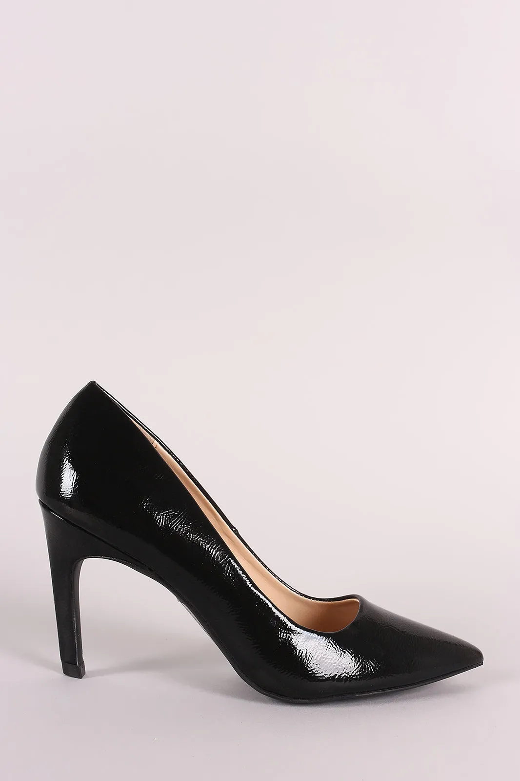 Qupid Crinkled Patent Pointy Toe Pump