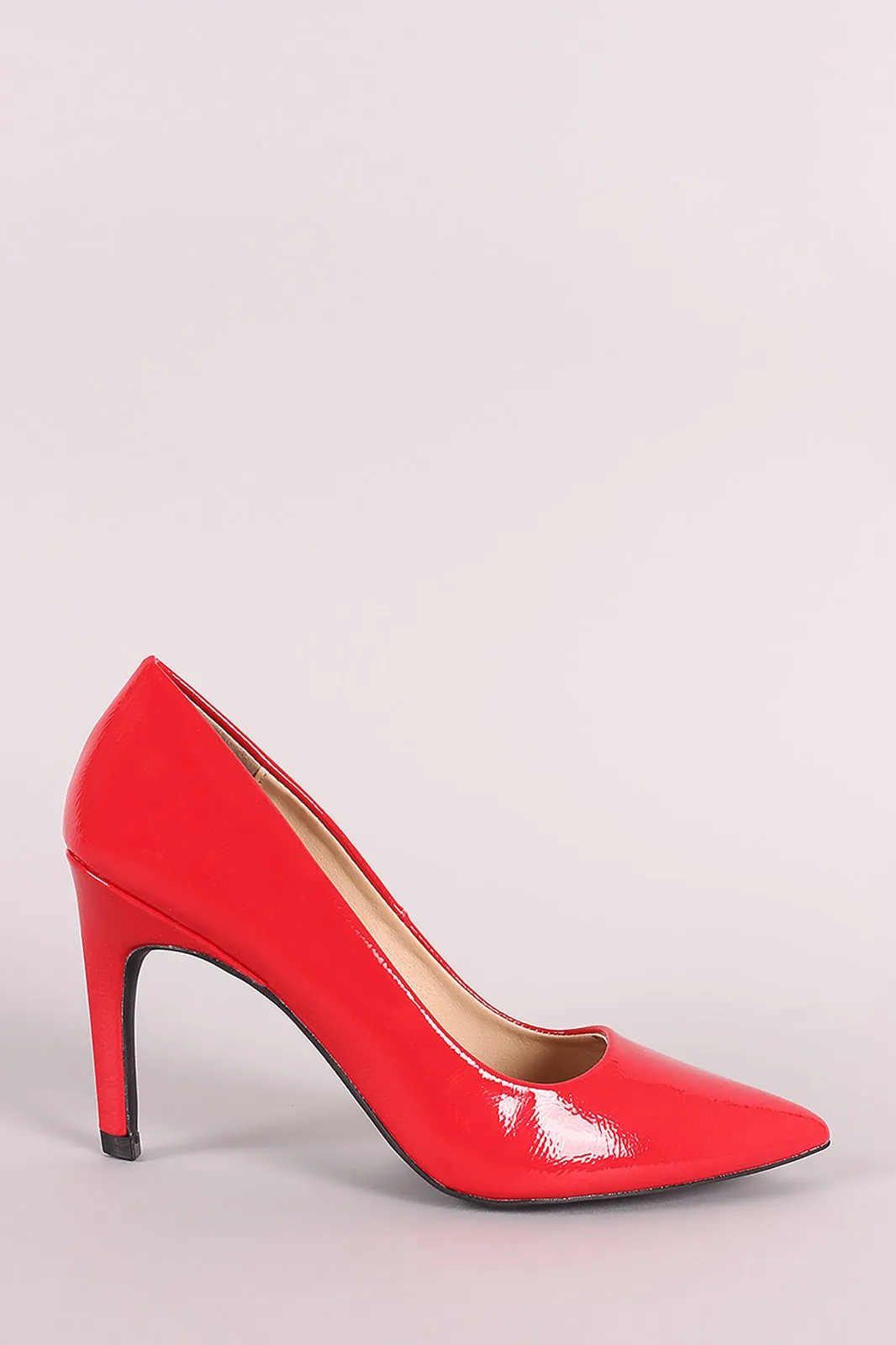 Qupid Crinkled Patent Pointy Toe Pump
