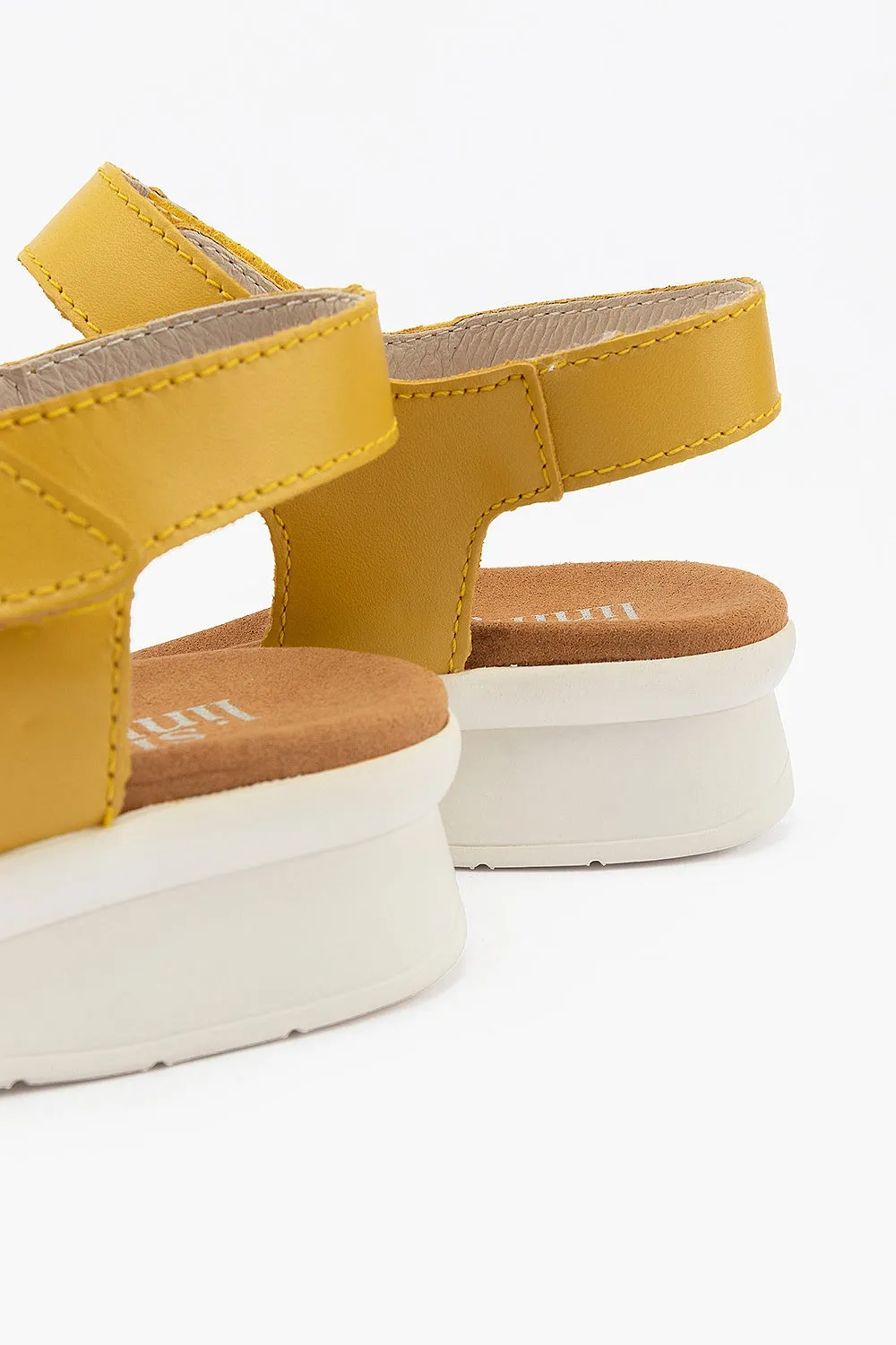 SILVER LINING - Mustard leather comfort sandals! 40