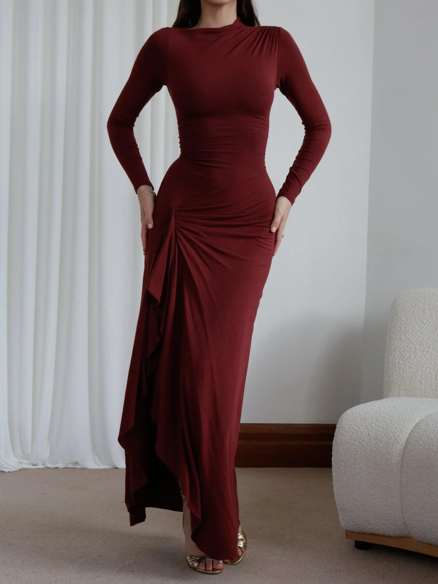 Veneta – Draped elegant stretch – Long-sleeve gown