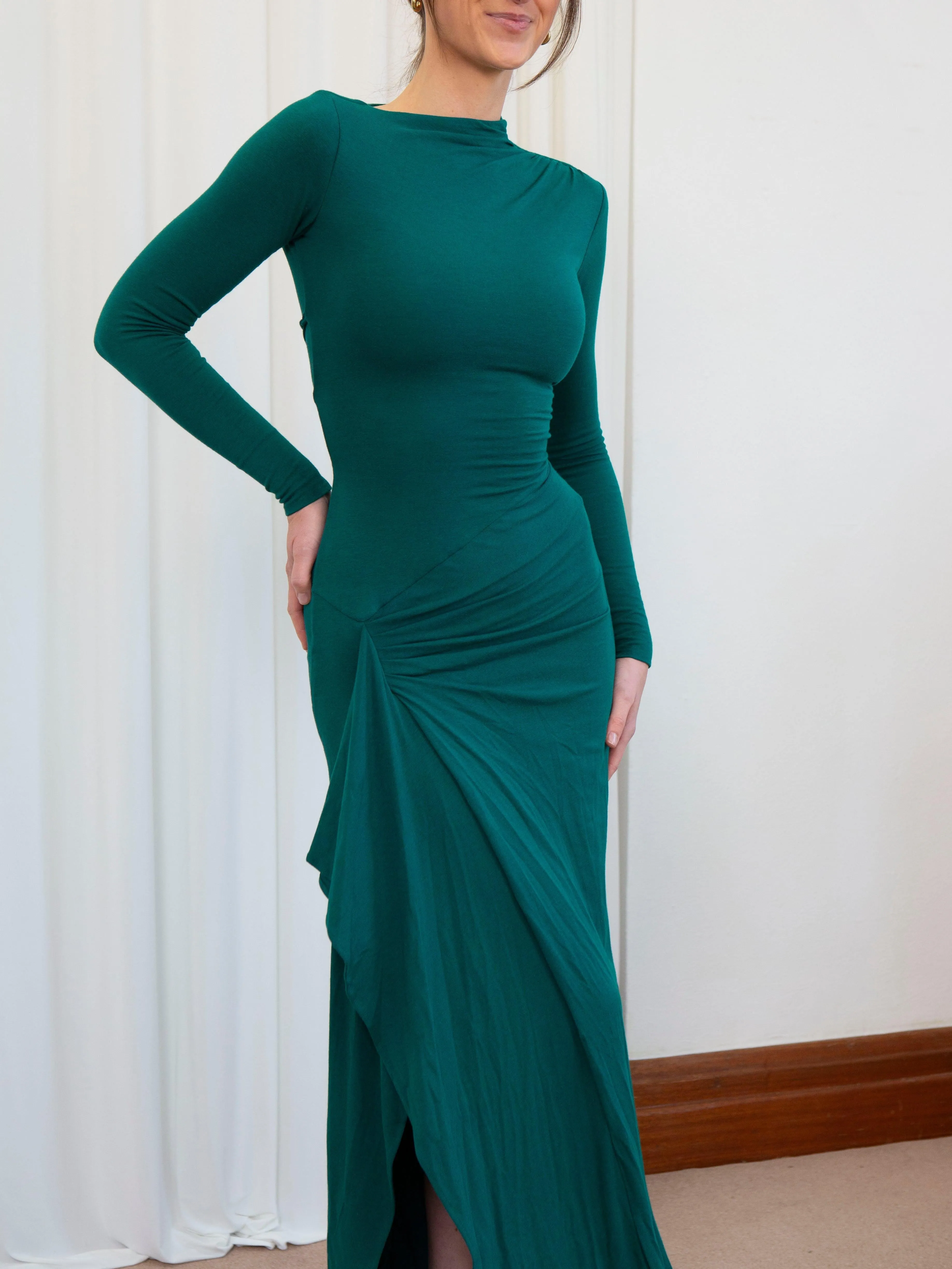 Veneta – Draped elegant stretch – Long-sleeve gown